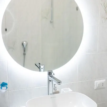 Spacious - 4 Bedrooms And 3 Bathrooms Apartment Bergamo