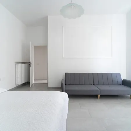 Spacious - 4 Bedrooms And 3 Bathrooms Daire *
